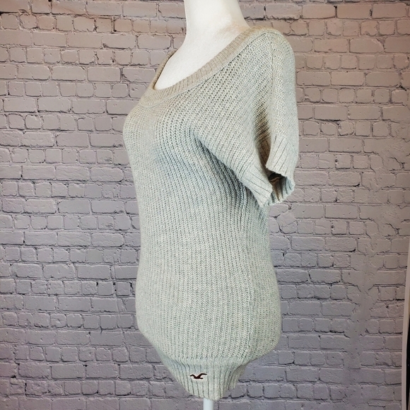 Hollister short sleeve pullover sweater grey sz.XS - Picture 4 of 8